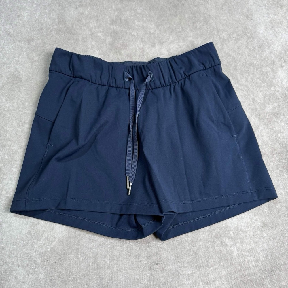 Lululemon On The Fly Shorts 2.5" Shorts Size 4 In Blue LW7AROS